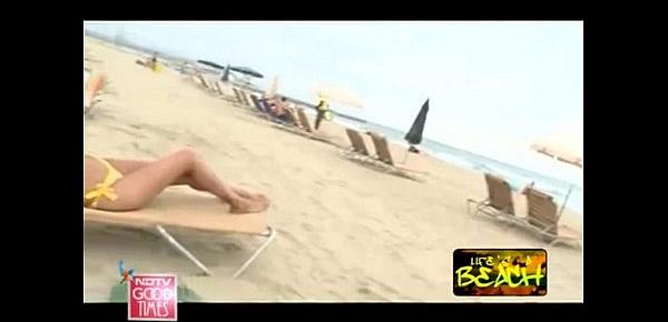  Hot Indian MILF On Barcelona Beach